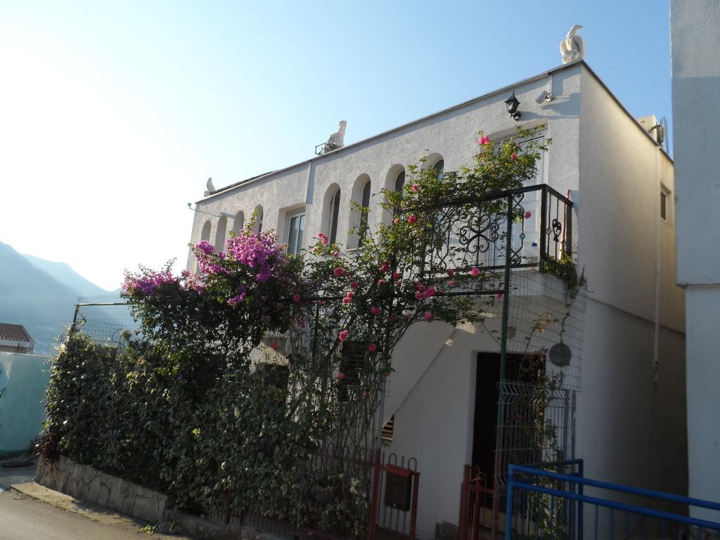 Zagradge I.N. Apartments Sutomore Exterior photo